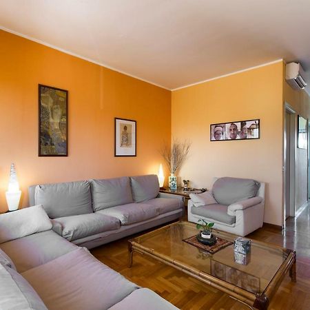 Appartamento 160 mq Milano Esterno foto