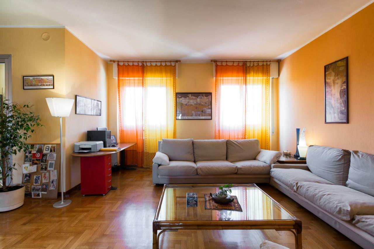 Appartamento 160 mq Milano Esterno foto